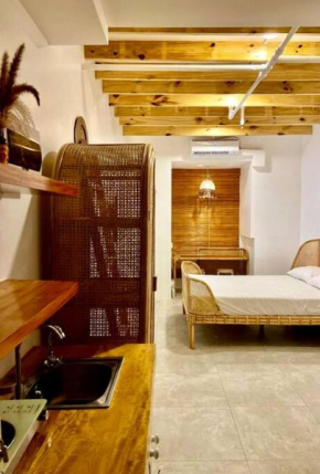Bohemian Moderns Style Living- Free Pool- Pet Friendly